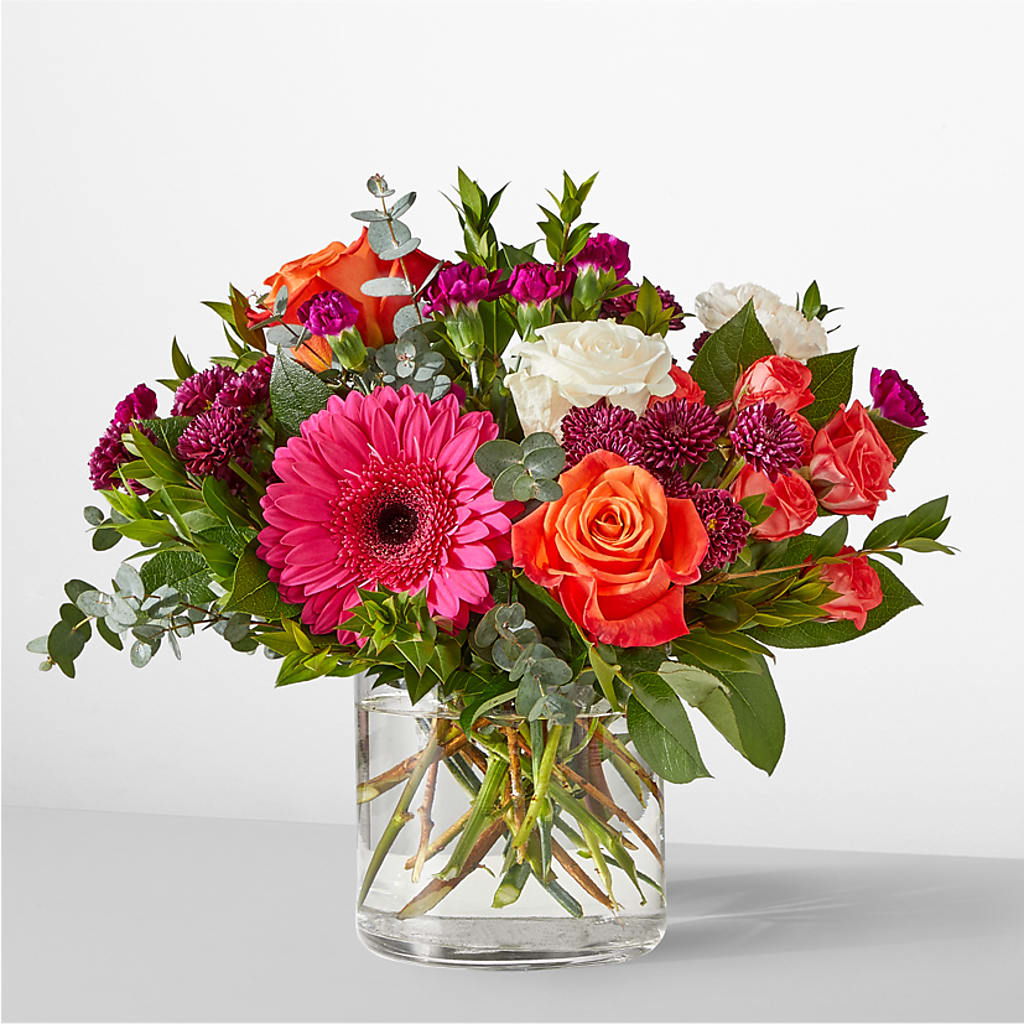 Smell the Roses Bouquet – Colonial Flower Shop, Madison IN