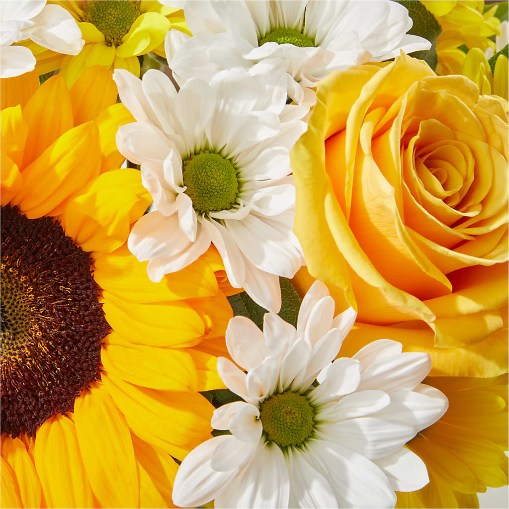 Be Happy Bouquet –  Colonial Flower Shop, Madison IN