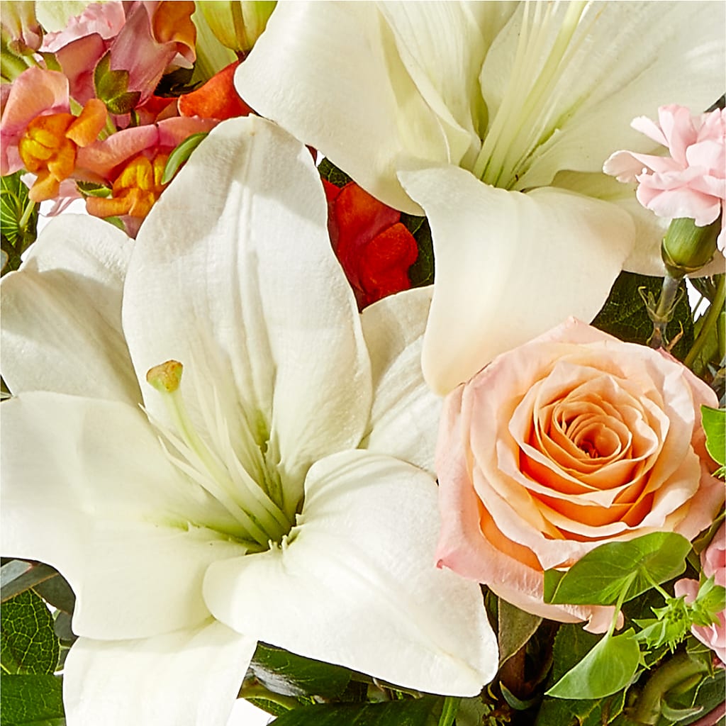 Grapefruit Splash Bouquet –  Colonial Flower Shop, Madison IN